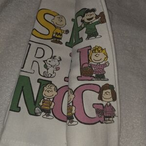 Peanuts Spring Themed Towel